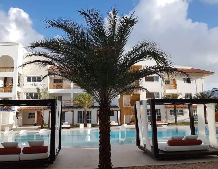 Great Condo Townhouse
